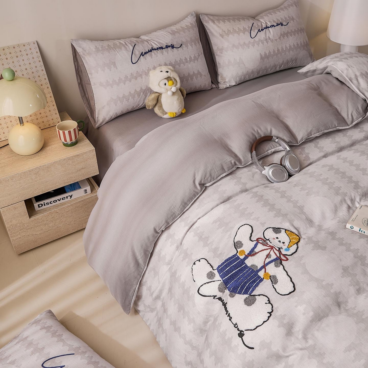 91家纺网 家纺一手货源 找家纺 麦田家纺 2026新款A类全棉双层纱毛巾绣四件套 斑点