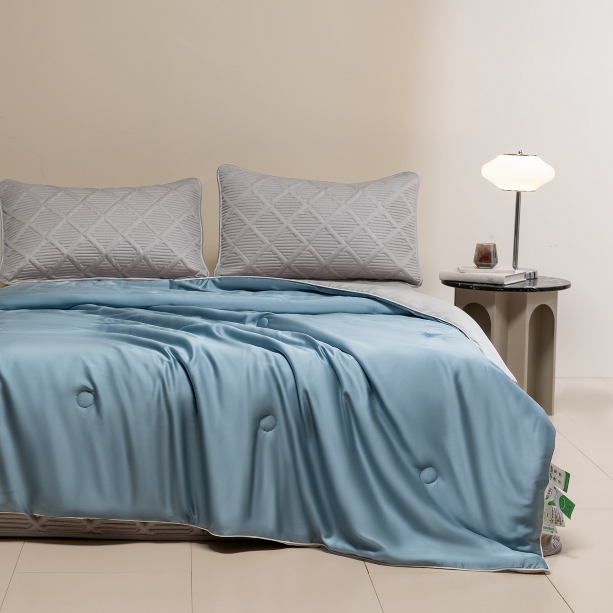 91家纺网 家纺一手货源 找家纺 （总）绒城 2026春夏新款双拼色莱赛尔天丝夏被夏凉被空调被-天纯系列