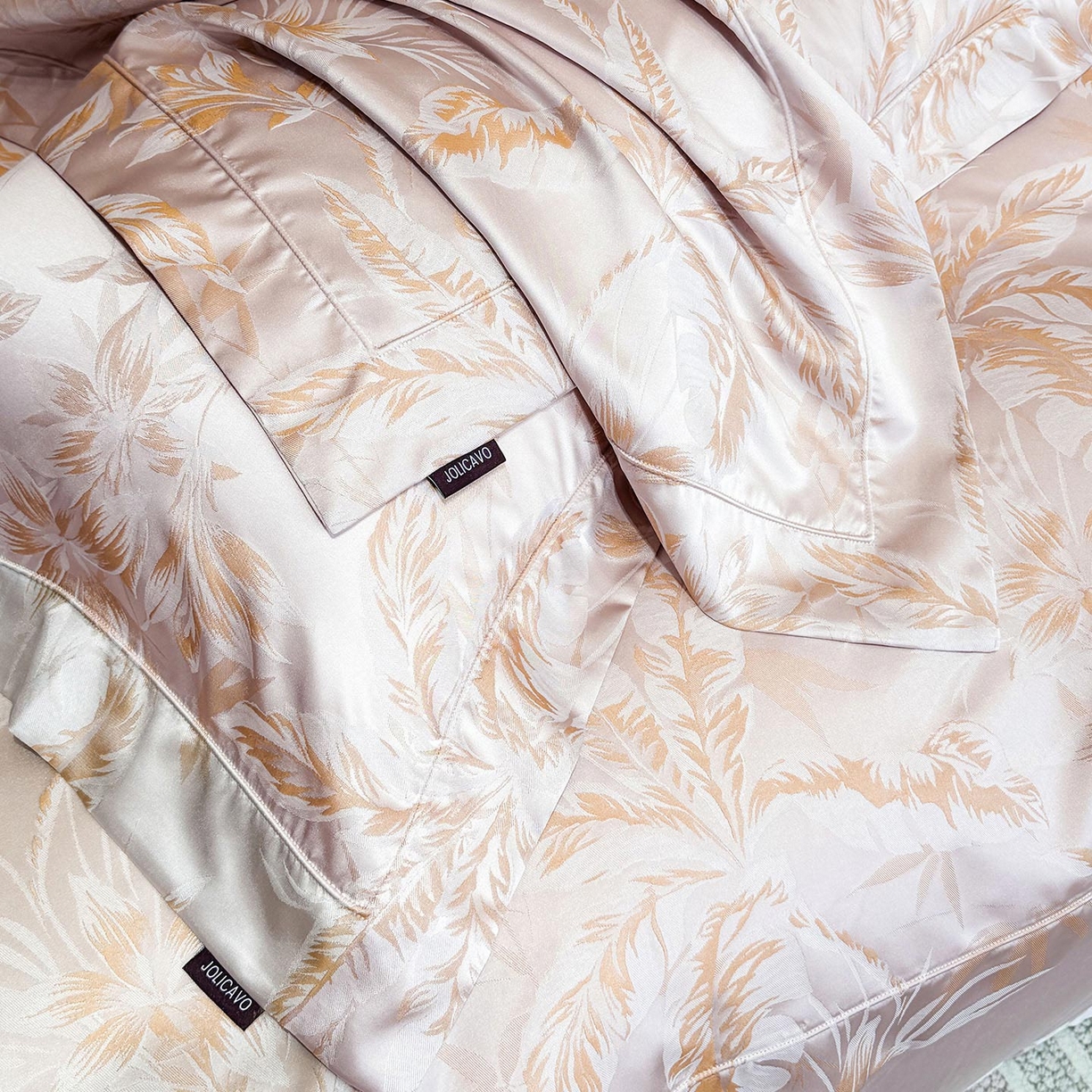 91家纺网 家纺一手货源 找家纺 爱妮菲家纺 2026高端新品A类长绒棉纯棉四件套100全棉贡缎提花被套床单床笠轻奢风索依 索依-芸粉