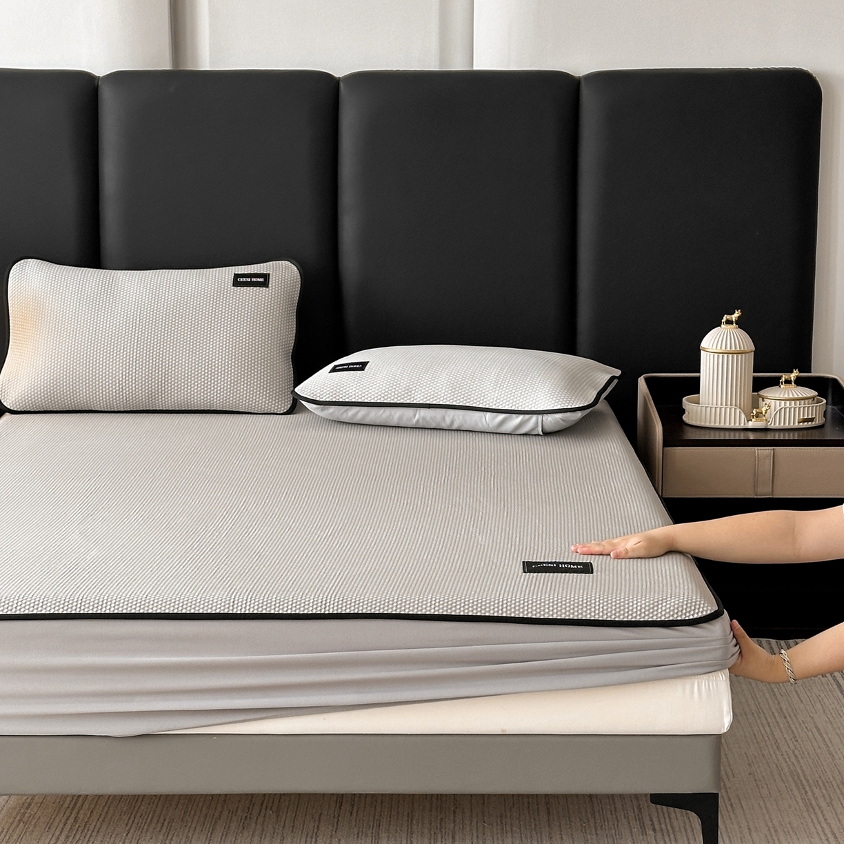 91家纺网 家纺一手货源 找家纺 禧禾 2026春夏新款PE泡小豆提花华夫格凉席席子-简约生活 简约生活-浅灰