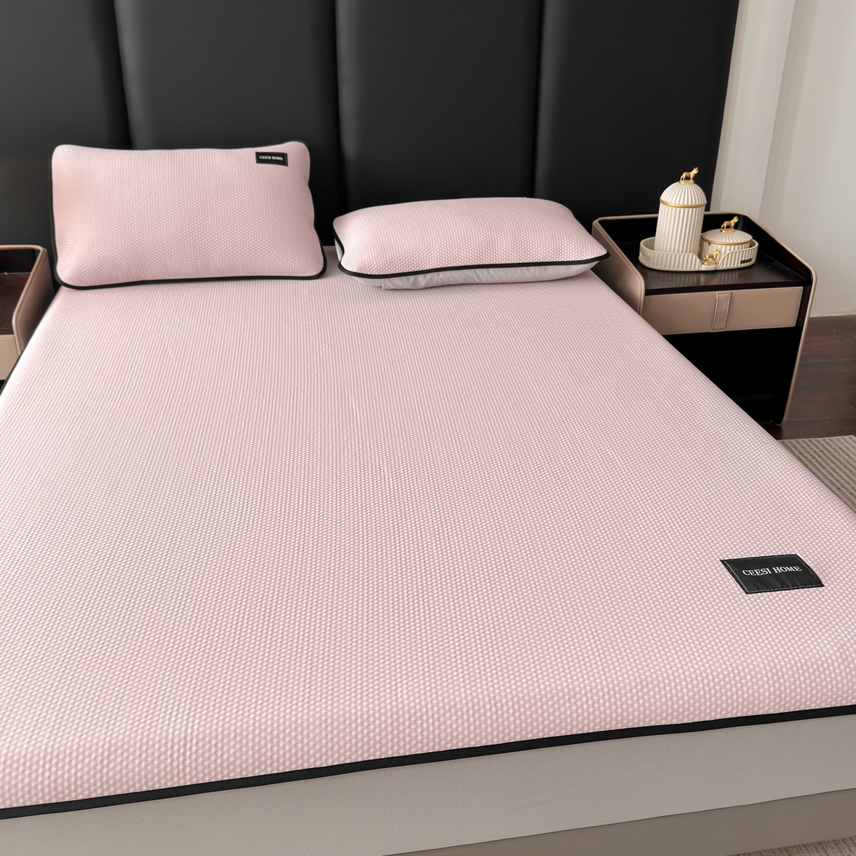 91家纺网 家纺一手货源 找家纺 禧禾 2026春夏新款PE泡小豆提花华夫格凉席席子-简约生活 简约生活-水粉