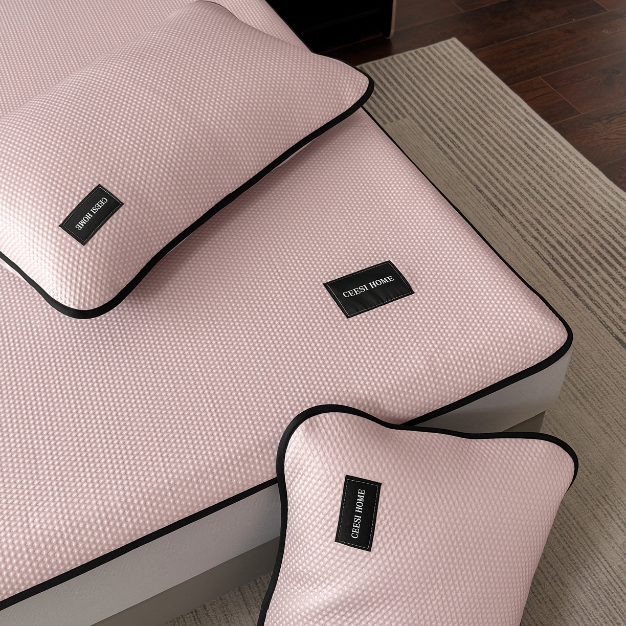 91家纺网 家纺一手货源 找家纺 禧禾 2026春夏新款PE泡小豆提花华夫格凉席席子-简约生活 简约生活-水粉