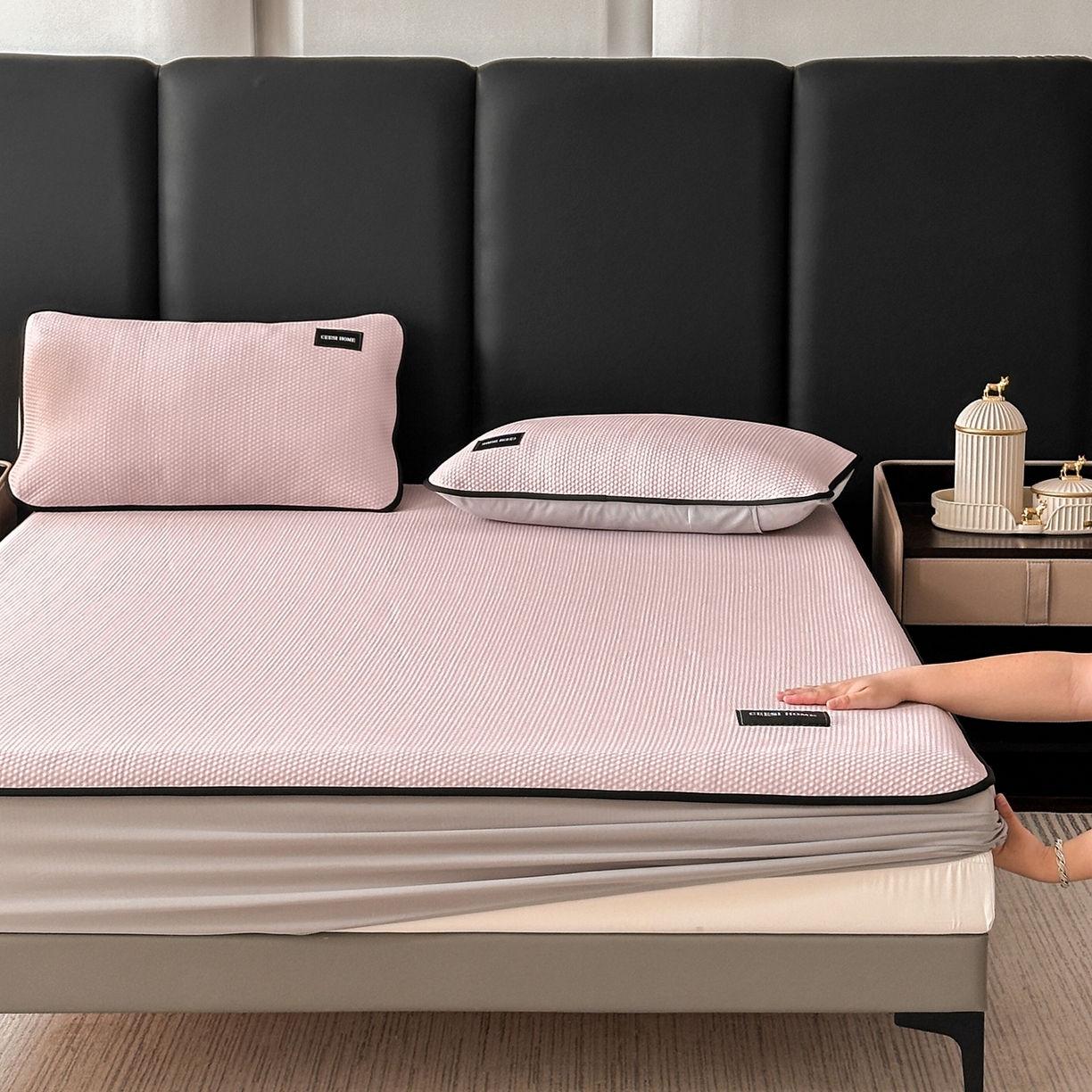 91家纺网 家纺一手货源 找家纺 禧禾 2026春夏新款PE泡小豆提花华夫格凉席席子-简约生活 简约生活-水粉