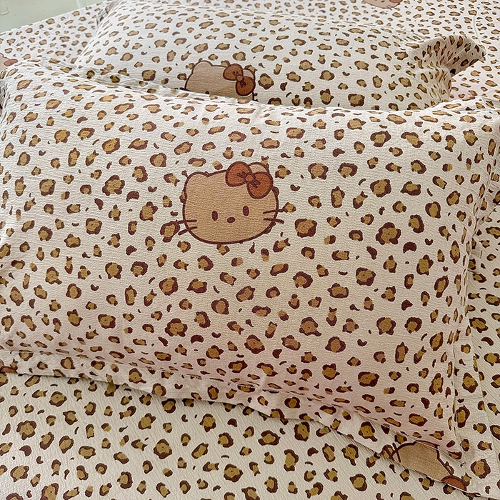 91家纺网 家纺一手货源 找家纺 九诺家纺 2026春夏新款丝柔棉皱皱纱床裙四件套双花边工艺床裙 安妮-豹纹KT