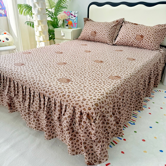 91家纺网 家纺一手货源 找家纺 九诺家纺 2026春夏新款丝柔棉皱皱纱床裙四件套双花边工艺床裙 安妮-豹纹KT