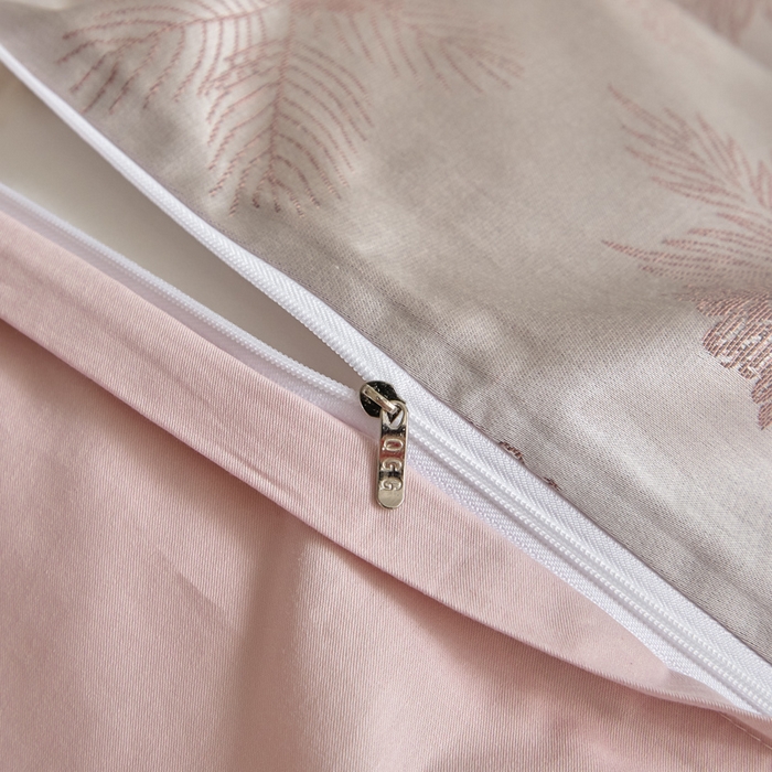 91家纺网 家纺一手货源 找家纺 琪格格纺织 2026新款色织天丝棉提花四件套 松林果-粉紫