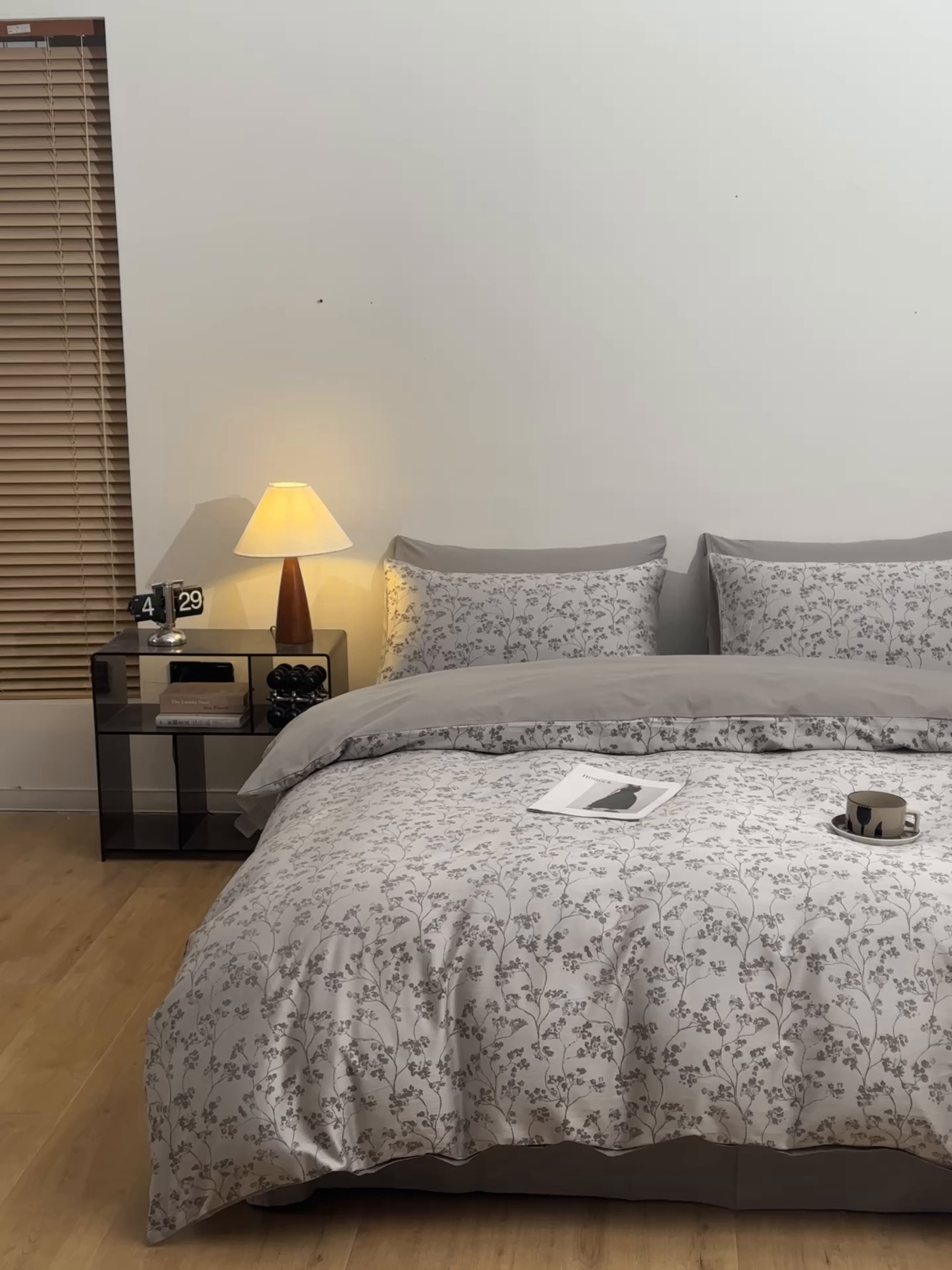 91家纺网 家纺一手货源 找家纺 琪格格纺织 2026新款色织天丝棉提花四件套 春絮-灰