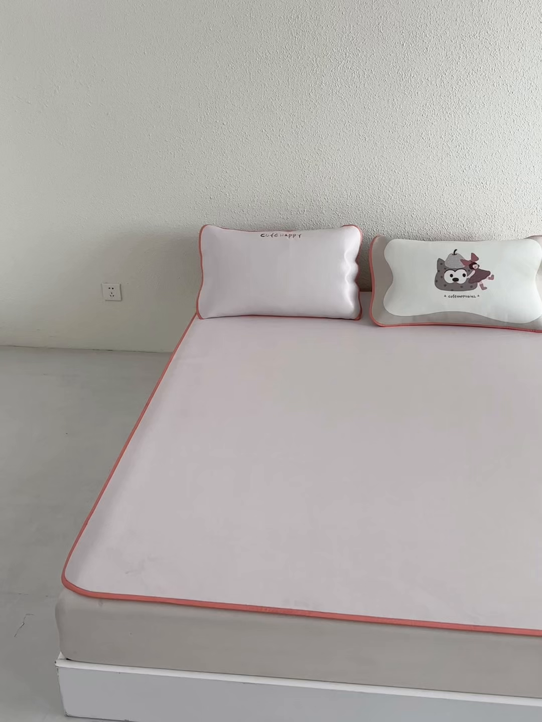 91家纺网 家纺一手货源 找家纺 禧禾 2026春夏新款A类600D数码冰丝席凉席席子-冰菓系列 蝴蝶女孩-床席款