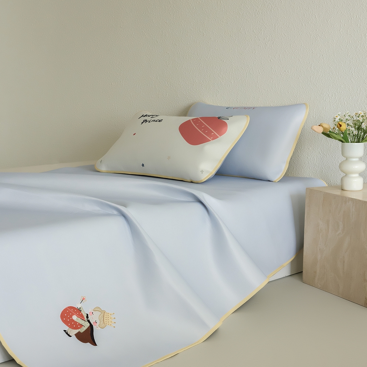 91家纺网 家纺一手货源 找家纺 禧禾 2026春夏新款A类600D数码冰丝席凉席席子-冰菓系列 魔法王子-床席款