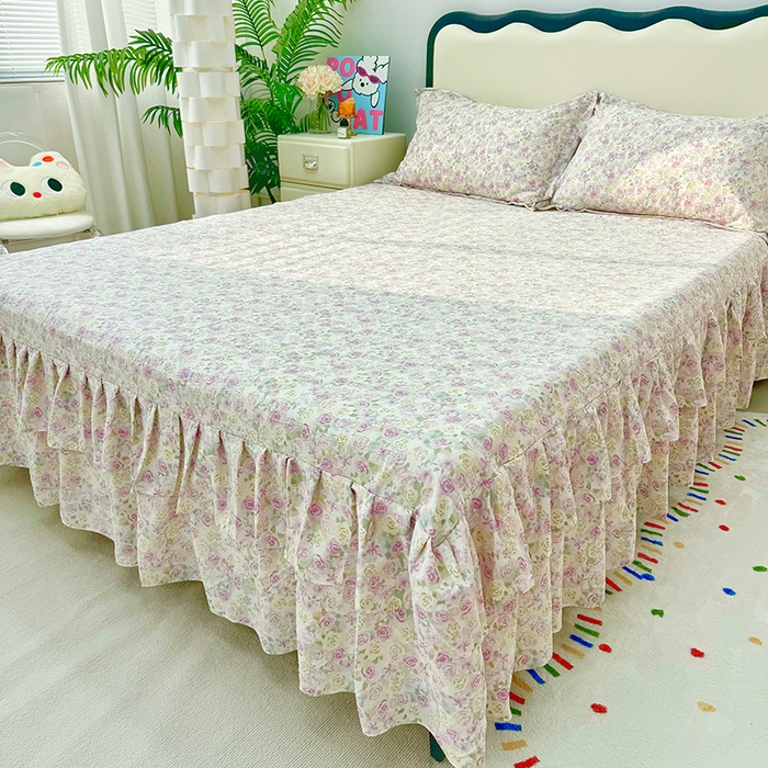 91家纺网 家纺一手货源 找家纺 九诺家纺 2026春夏新款丝柔棉皱皱纱床裙四件套双花边工艺床裙 安妮-紫薇花