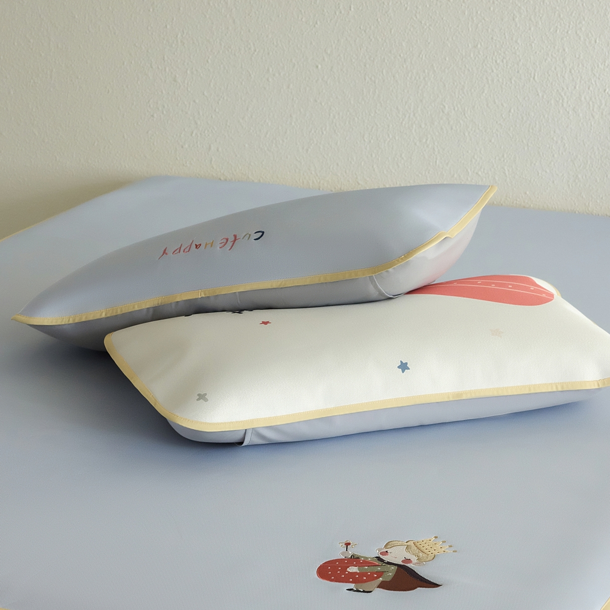 91家纺网 家纺一手货源 找家纺 禧禾 2026春夏新款A类600D数码冰丝席凉席席子-冰菓系列 魔法王子-床笠款