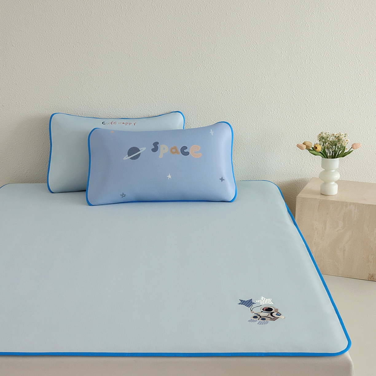 91家纺网 家纺一手货源 找家纺 禧禾 2026春夏新款A类600D数码冰丝席凉席席子-冰菓系列 星际宇航-床笠款