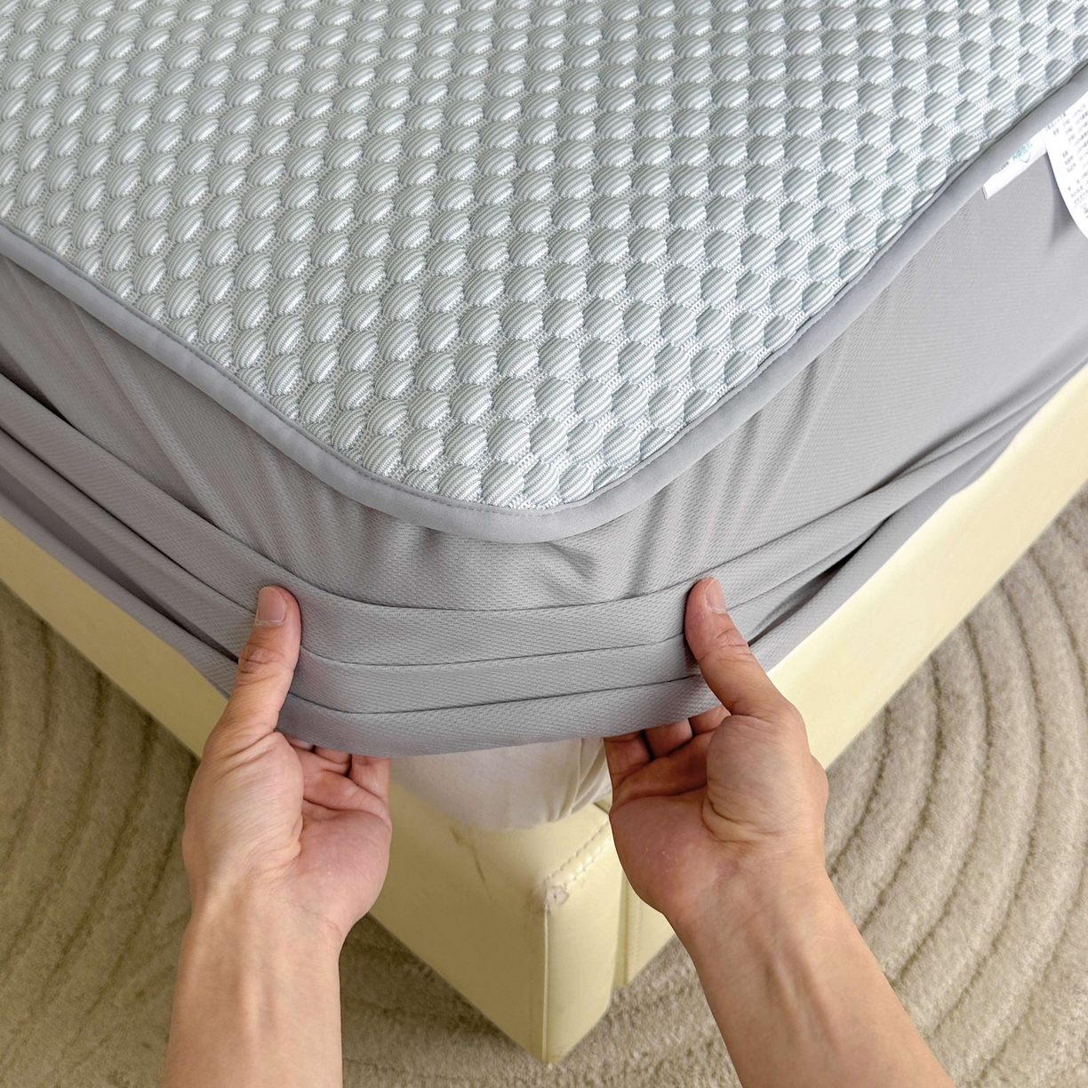 91家纺网 家纺一手货源 找家纺 禧禾 2026新款高冰感豆豆太空席 潘达蓝-床笠款