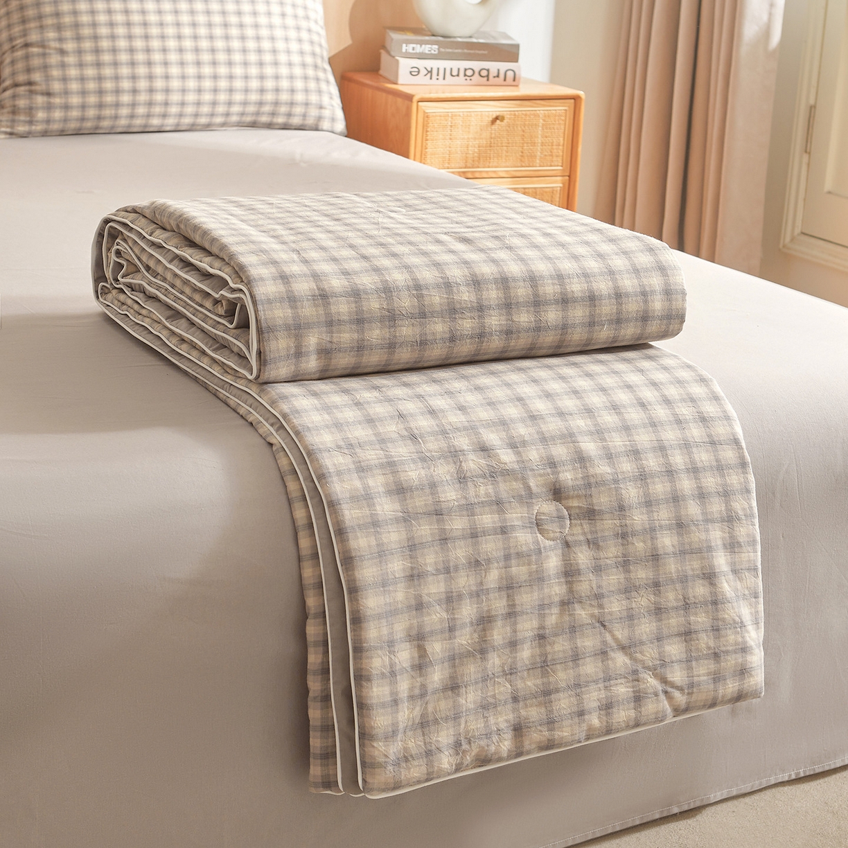 91家纺网 家纺一手货源 找家纺 典冠 2025新款A类全棉色织水洗棉夏被夏凉被 焕花灰