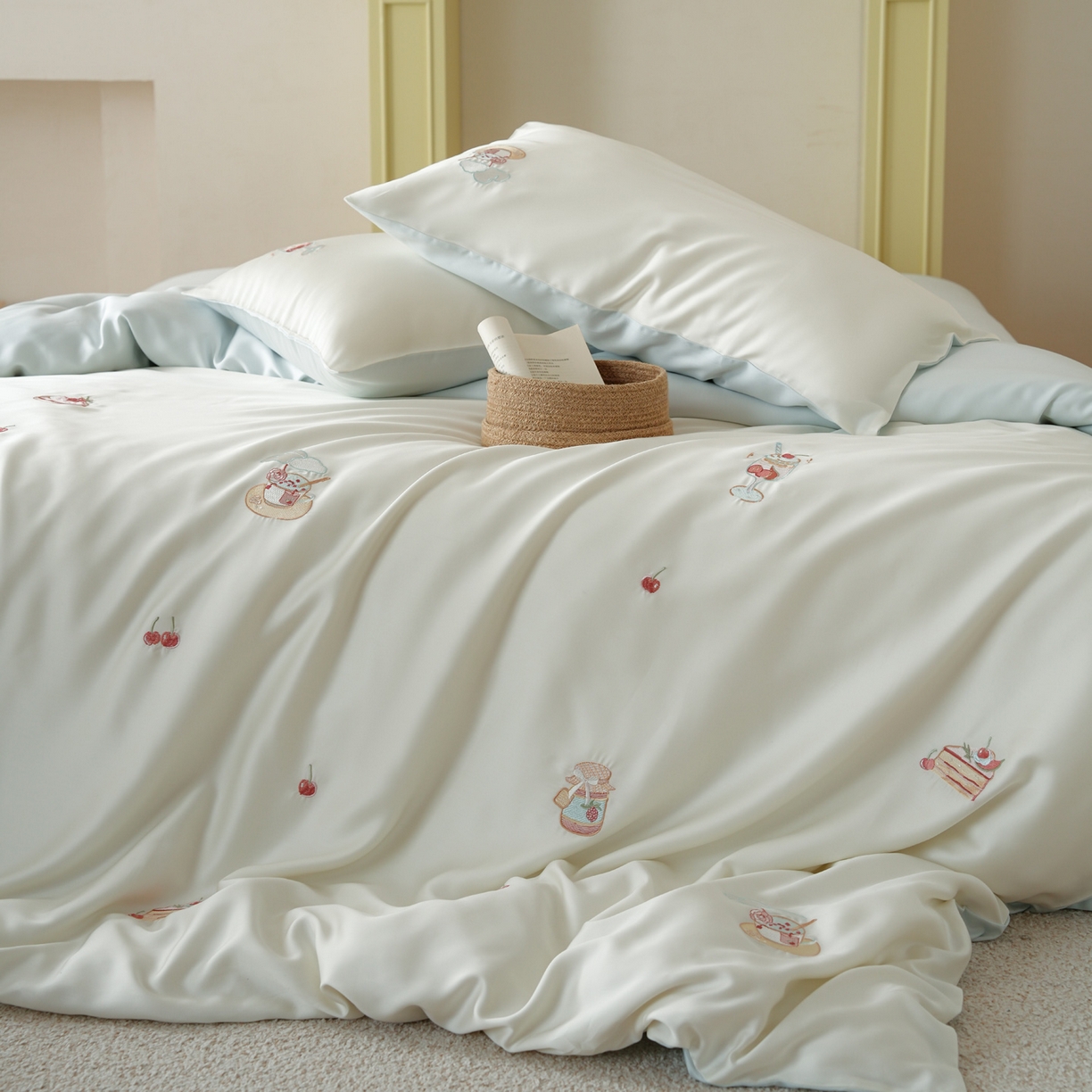 91家纺网 家纺一手货源 找家纺 简纯主义 2026新款60s奥地利进口兰精天丝四件套-泡泡莓果 泡泡莓果蓝