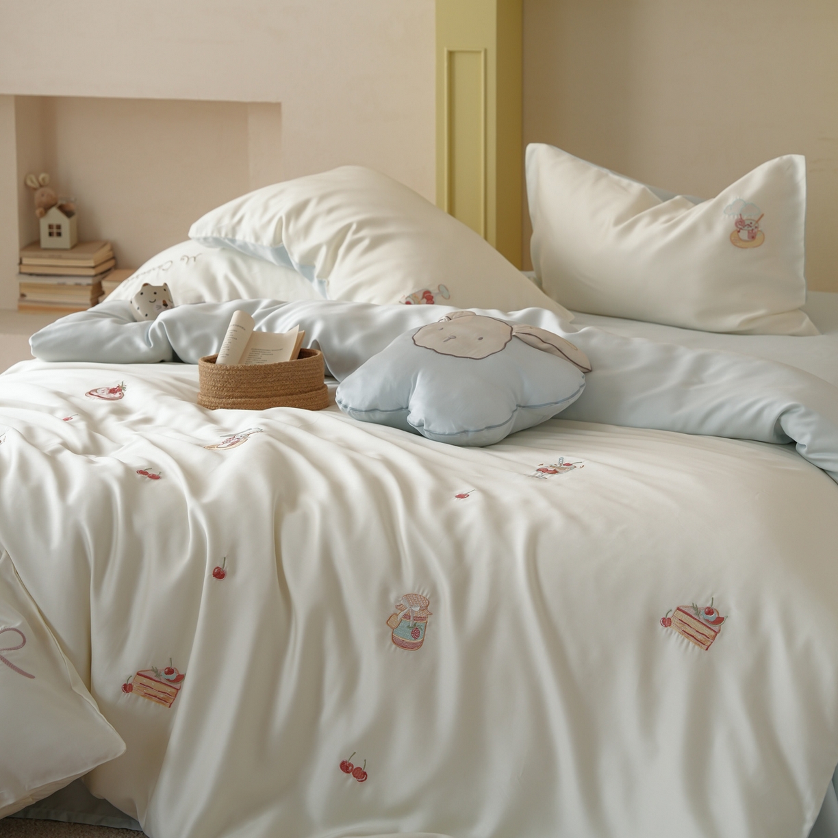 91家纺网 家纺一手货源 找家纺 简纯主义 2026新款60s奥地利进口兰精天丝四件套-泡泡莓果 泡泡莓果蓝