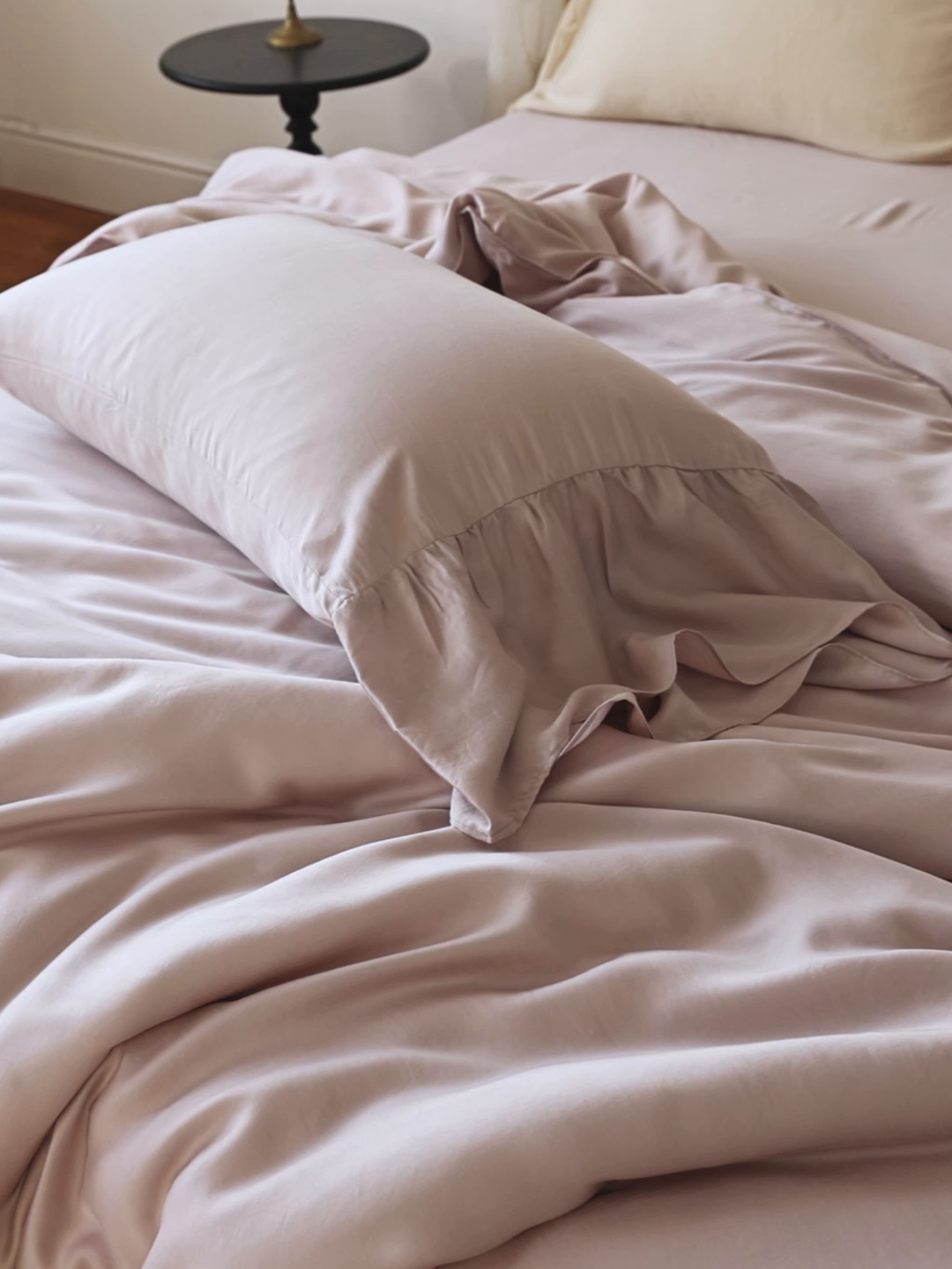 91家纺网 家纺一手货源 找家纺 初拾 2026新款60支水洗兰精天丝”慵懒风“四件套-美人鱼 美人鱼-玫瑰浅紫