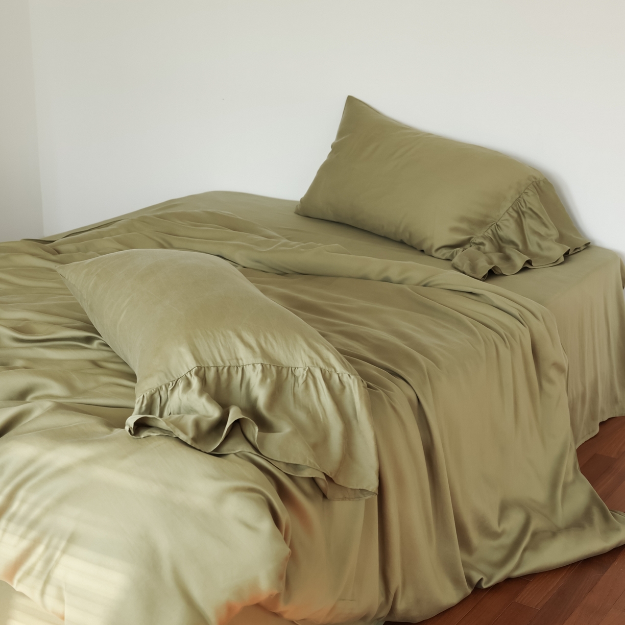 91家纺网 家纺一手货源 找家纺 初拾 2026新款60支水洗兰精天丝”慵懒风“四件套-美人鱼 美人鱼-茉香奶绿