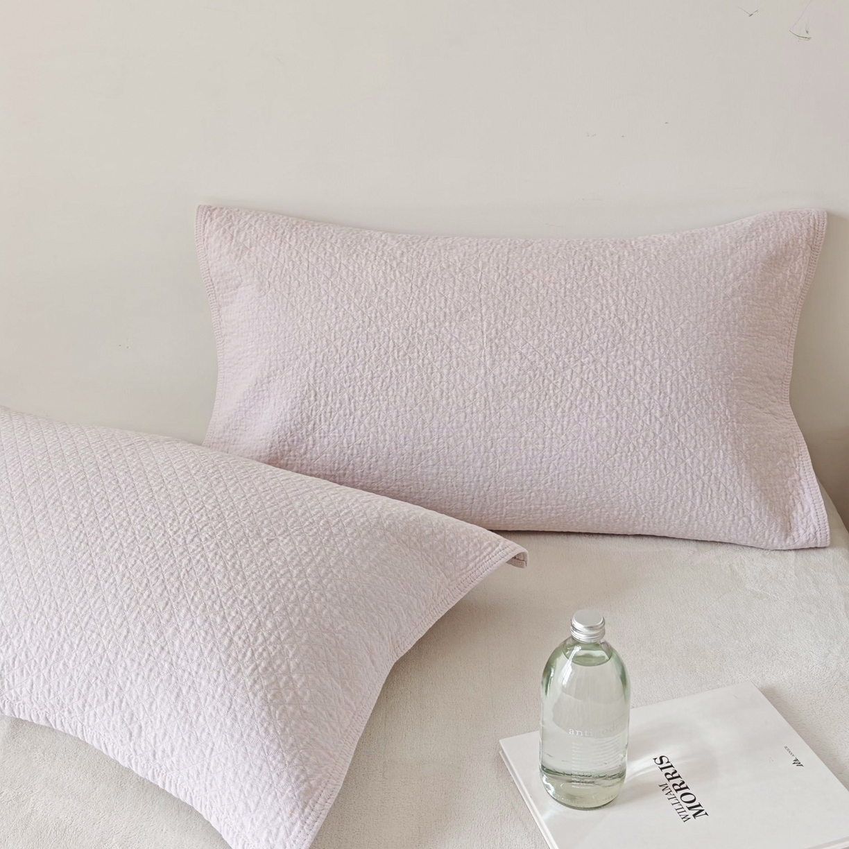 91家纺网 家纺一手货源 找家纺 沐瑟家纺 2026新款无印风格子款枕巾 素格-淡紫