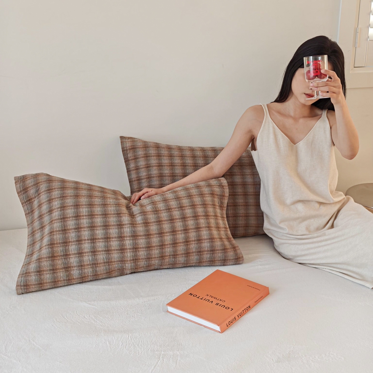 91家纺网 家纺一手货源 找家纺 沐瑟家纺 2026新款无印风格子款枕巾 芸柚-卡其