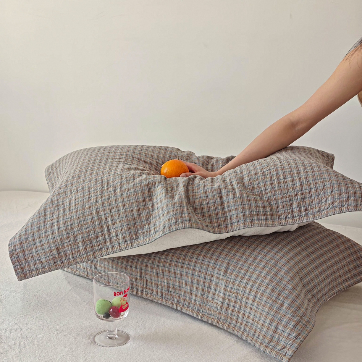 91家纺网 家纺一手货源 找家纺 沐瑟家纺 2026新款无印风格子款枕巾 芸榕-灰绿