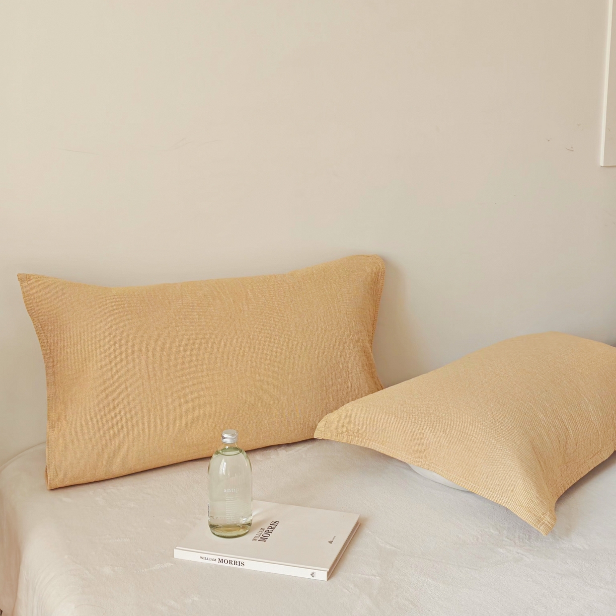 91家纺网 家纺一手货源 找家纺 沐瑟家纺 2026新款无印风格子款枕巾 米格-黄色