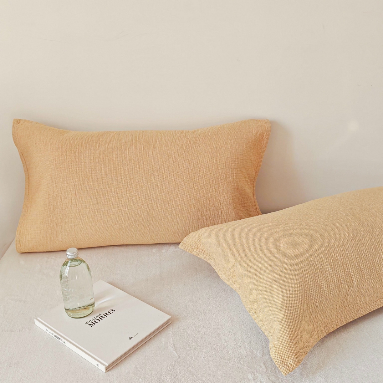 91家纺网 家纺一手货源 找家纺 沐瑟家纺 2026新款无印风格子款枕巾 米格-黄色