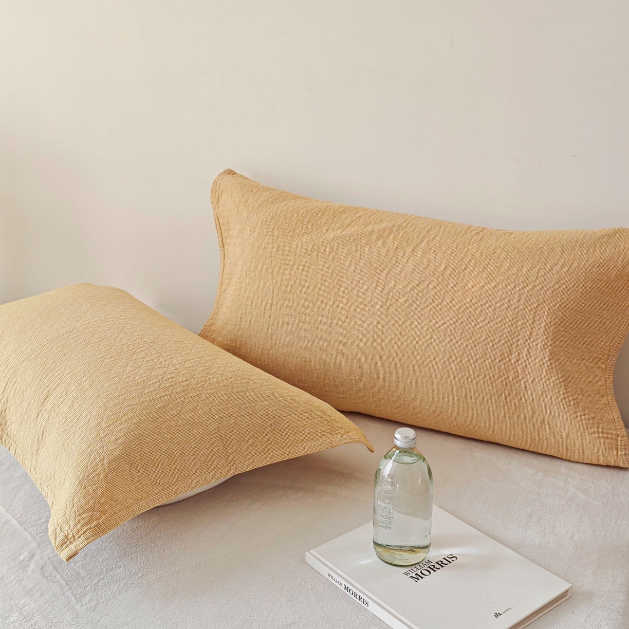 91家纺网 家纺一手货源 找家纺 沐瑟家纺 2026新款无印风格子款枕巾 米格-黄色