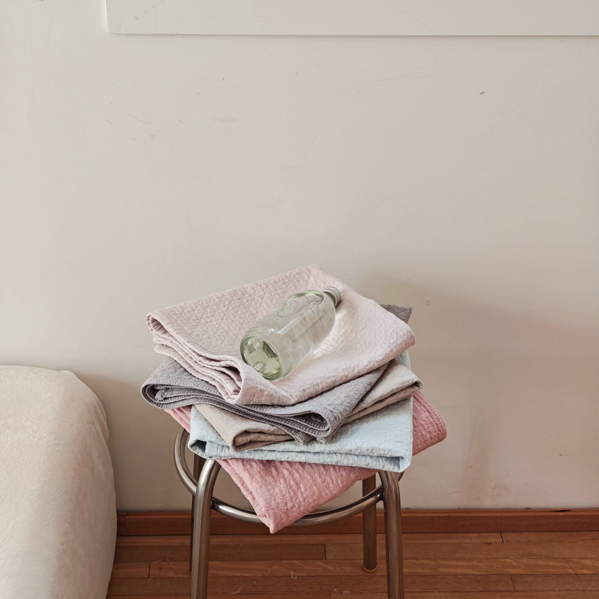 91家纺网 家纺一手货源 找家纺 沐瑟家纺 2026新款无印风格子款枕巾 组合图仅供展示不可下单