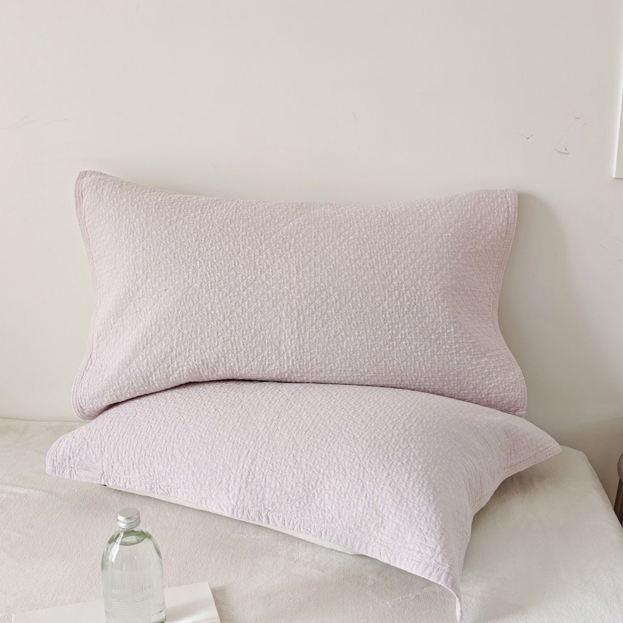 91家纺网 家纺一手货源 找家纺 沐瑟家纺 2026新款无印风格子款枕巾 素格-淡紫
