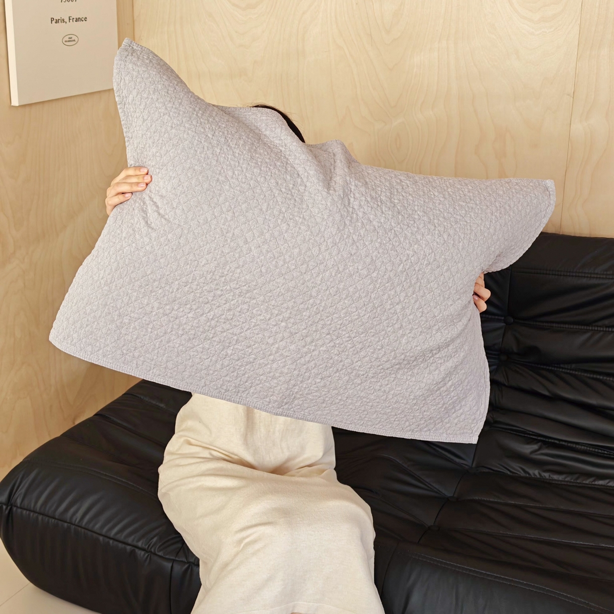 91家纺网 家纺一手货源 找家纺 沐瑟家纺 2026新款无印风格子款枕巾 素格-灰色