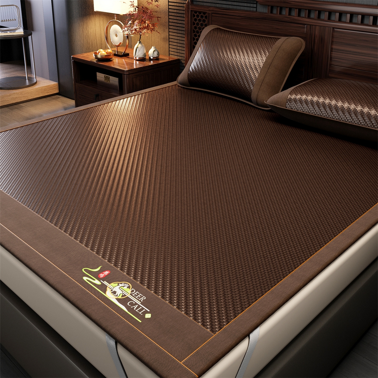 91家纺网 家纺一手货源 找家纺 绒艺席业 2026新款PE藤凉席-绣花款 鹿鸣-深棕