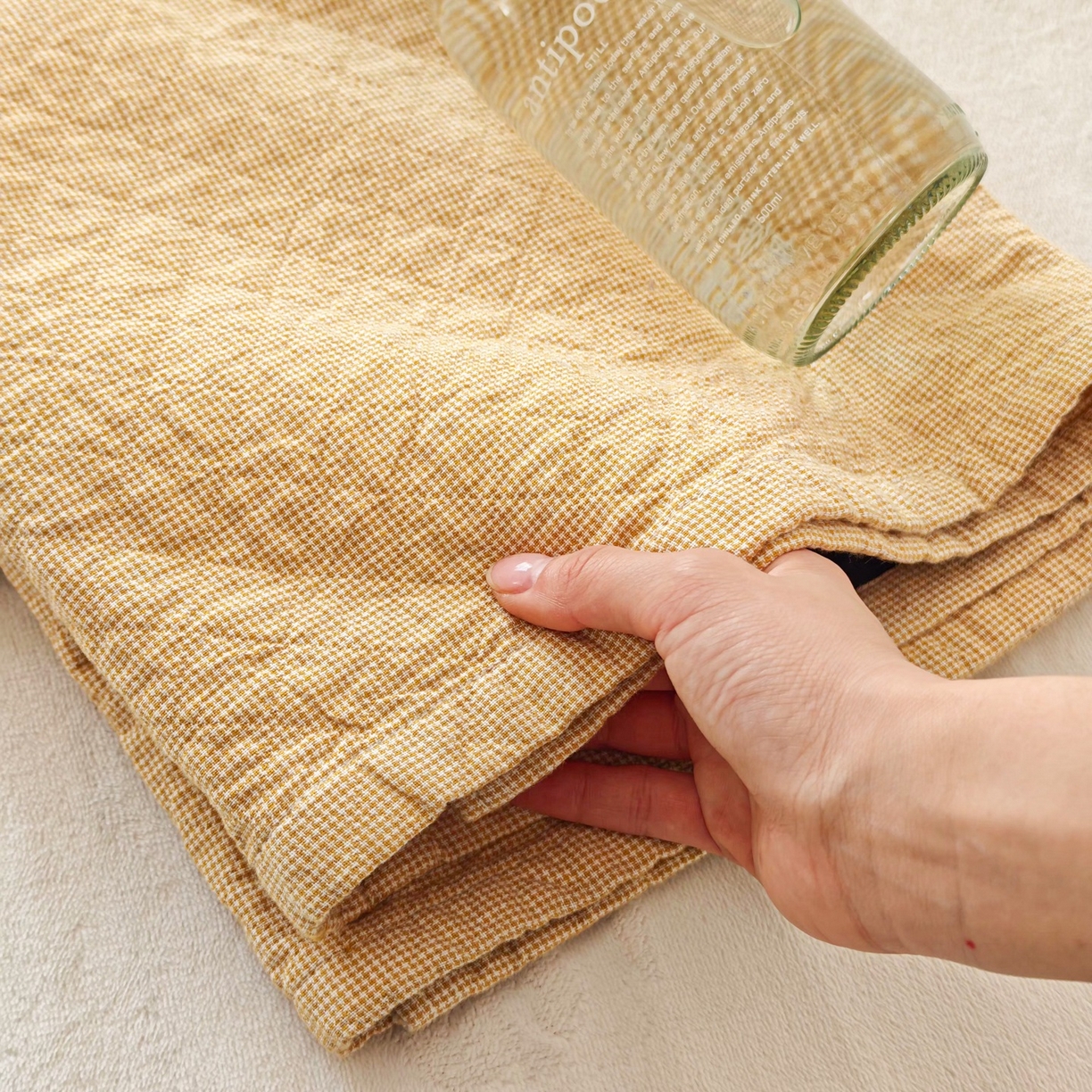 91家纺网 家纺一手货源 找家纺 沐瑟家纺 2026新款无印风格子款枕巾 米格-黄色