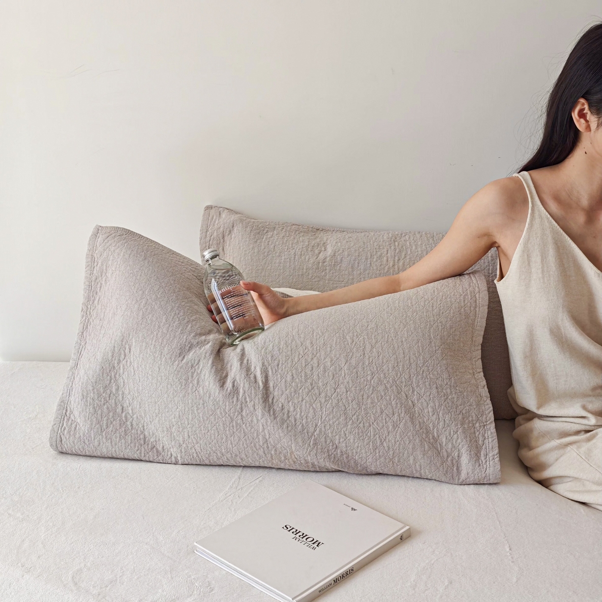 91家纺网 家纺一手货源 找家纺 沐瑟家纺 2026新款无印风格子款枕巾 米格-浅咖