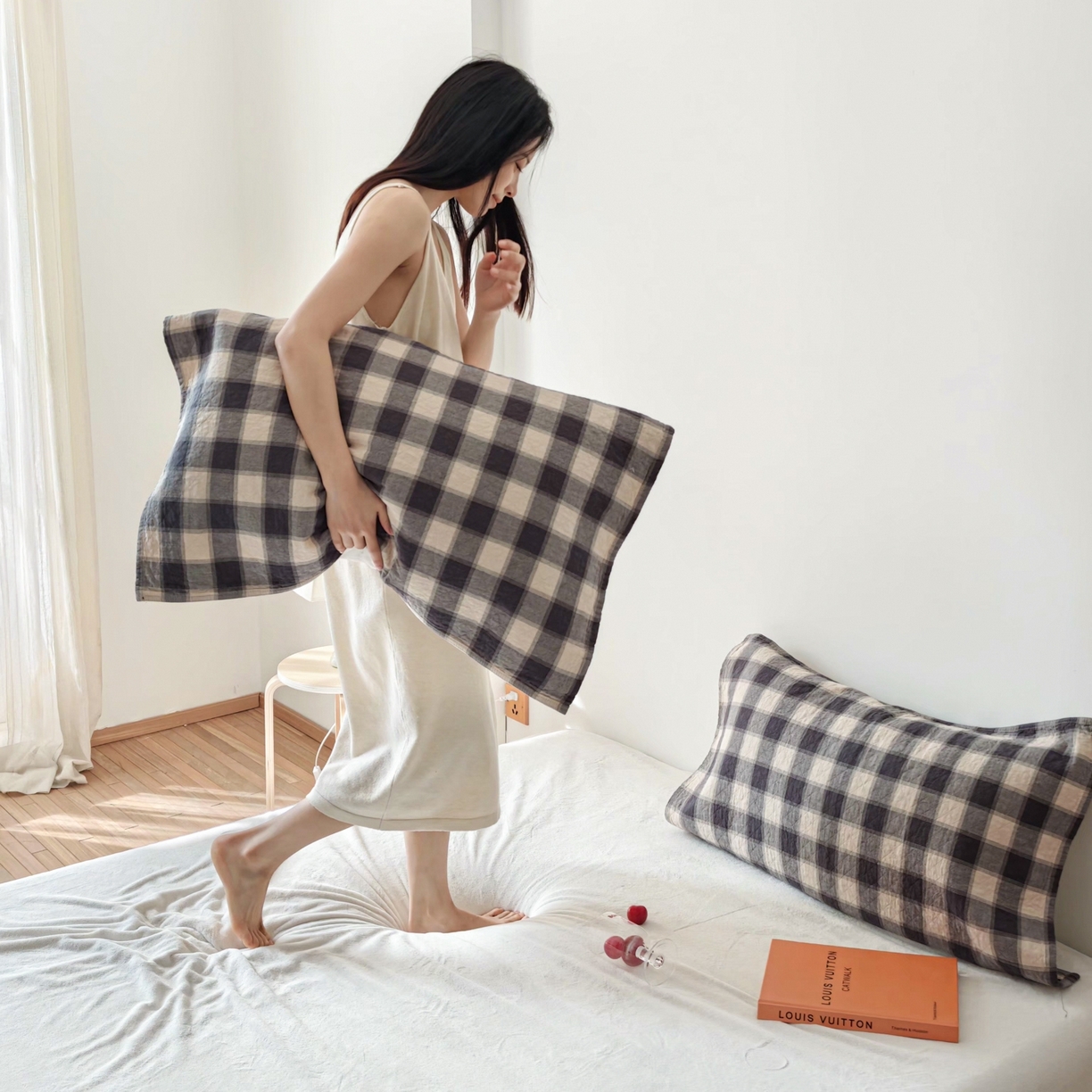 91家纺网 家纺一手货源 找家纺 沐瑟家纺 2026新款无印风格子款枕巾 华夫生活-深灰