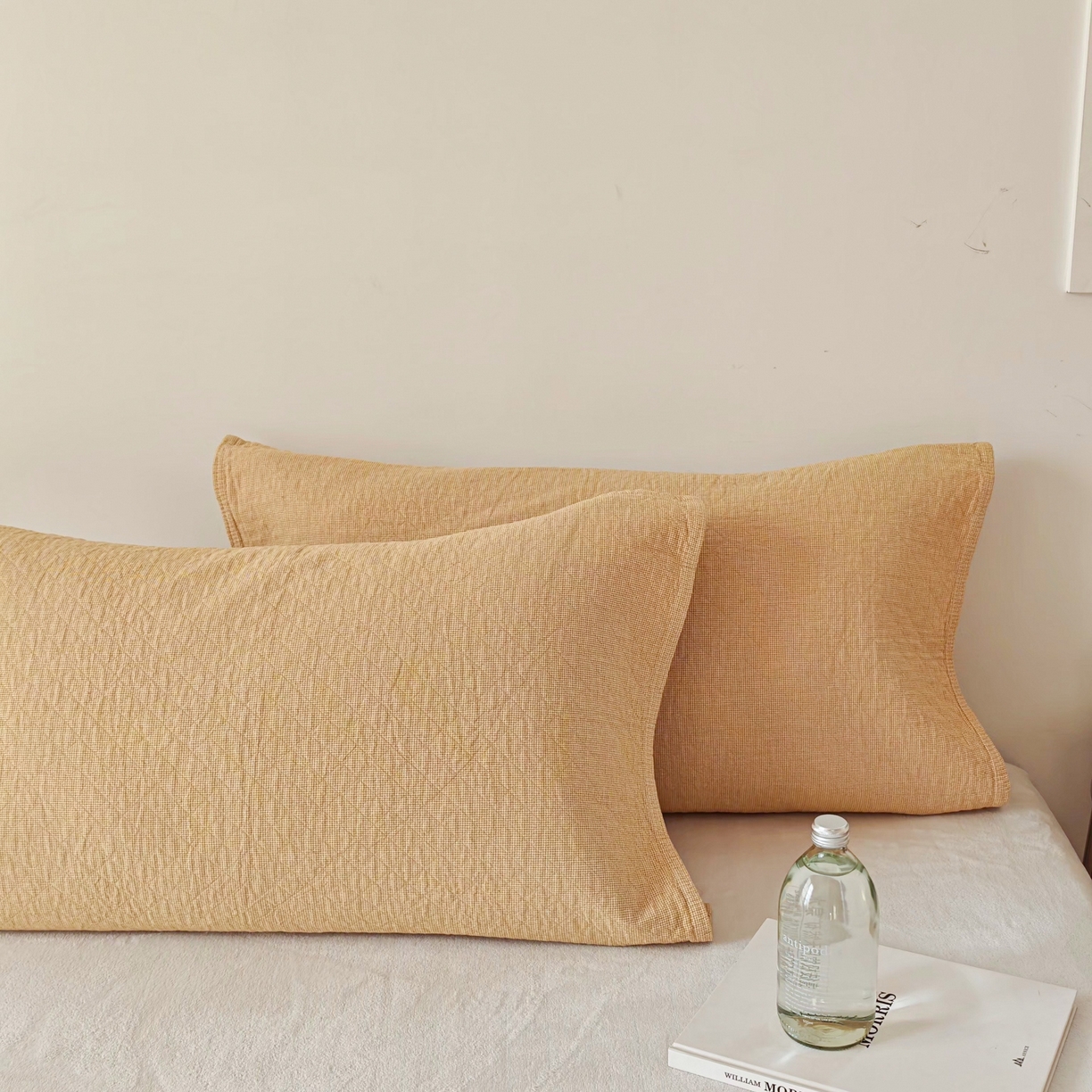 91家纺网 家纺一手货源 找家纺 沐瑟家纺 2026新款无印风格子款枕巾 米格-黄色