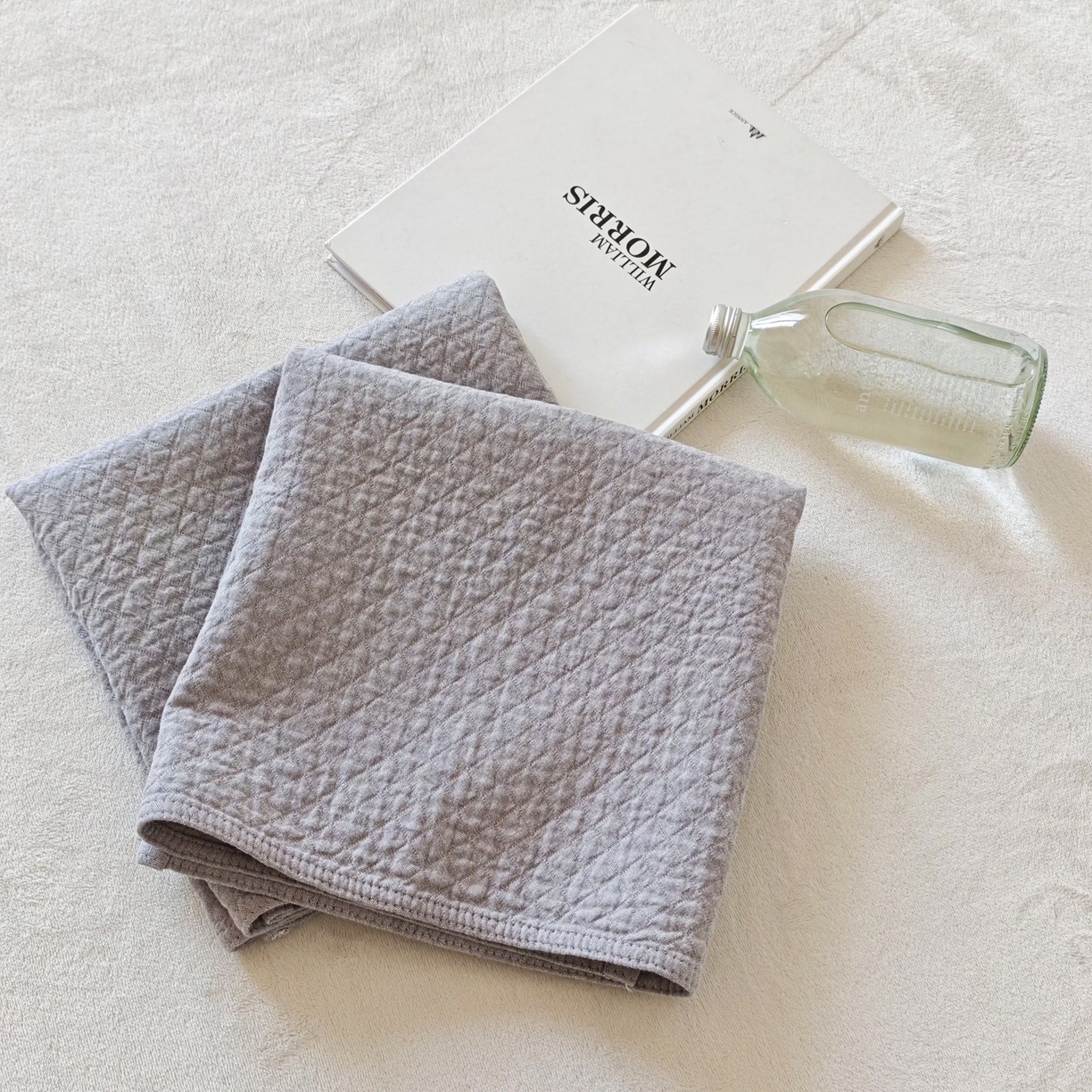 91家纺网 家纺一手货源 找家纺 沐瑟家纺 2026新款无印风格子款枕巾 素格-灰色