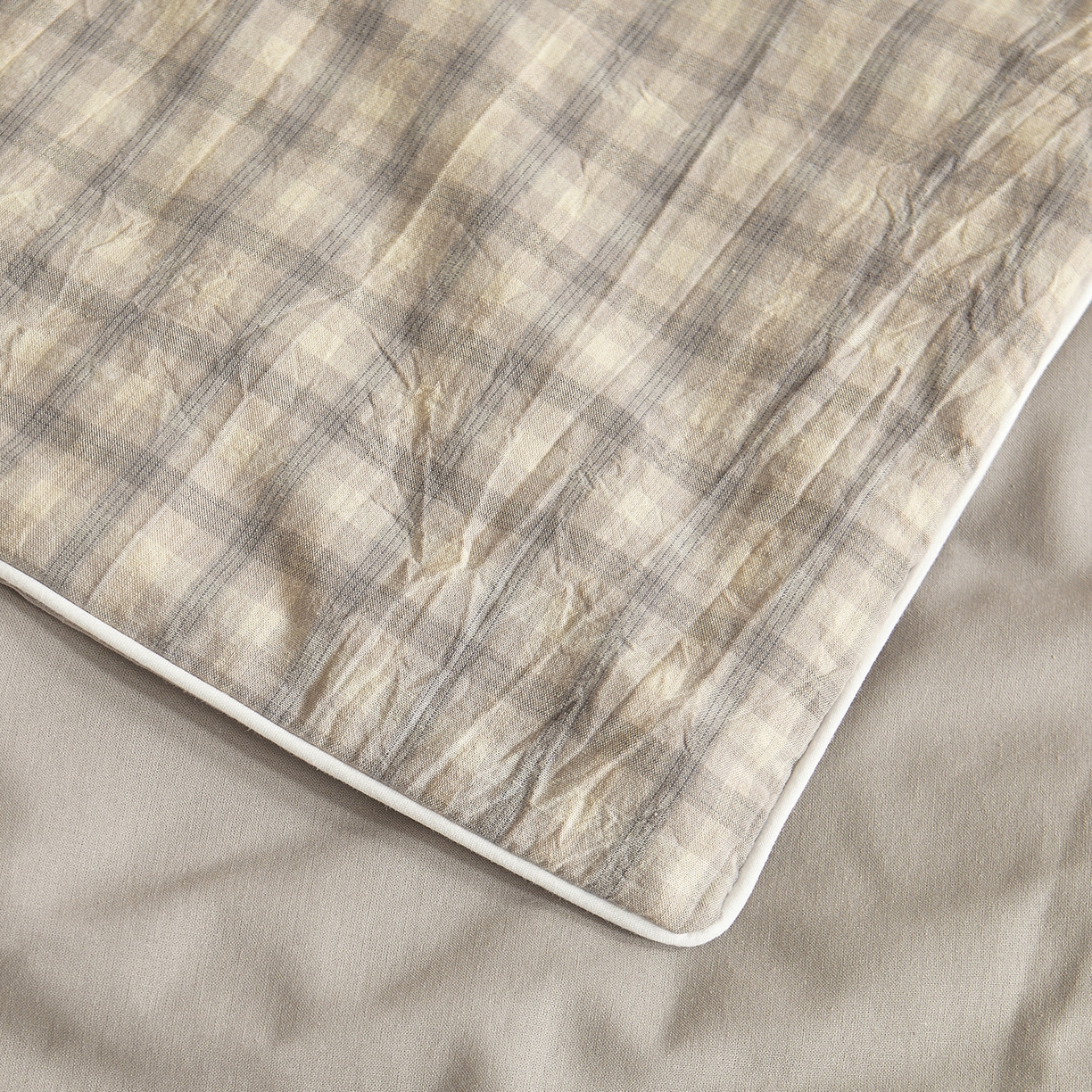 91家纺网 家纺一手货源 找家纺 典冠 2025新款A类全棉棉花被夏被四件套 焕花灰