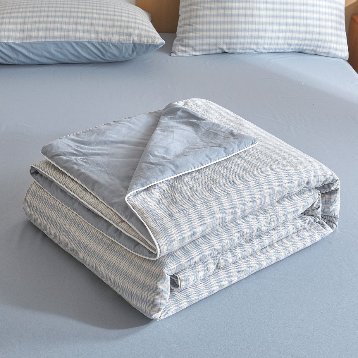 91家纺网 家纺一手货源 找家纺 典冠 2025新款A类全棉棉花被夏被四件套 柠檬兰