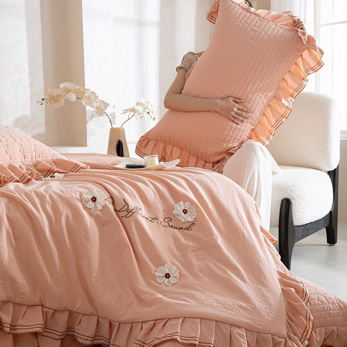 91家纺网 家纺一手货源 找家纺 金绣美居 2026春夏新款多功能夏凉被空调被夏被床盖四件套-花絮（控价不低于169元） 花絮-桔色