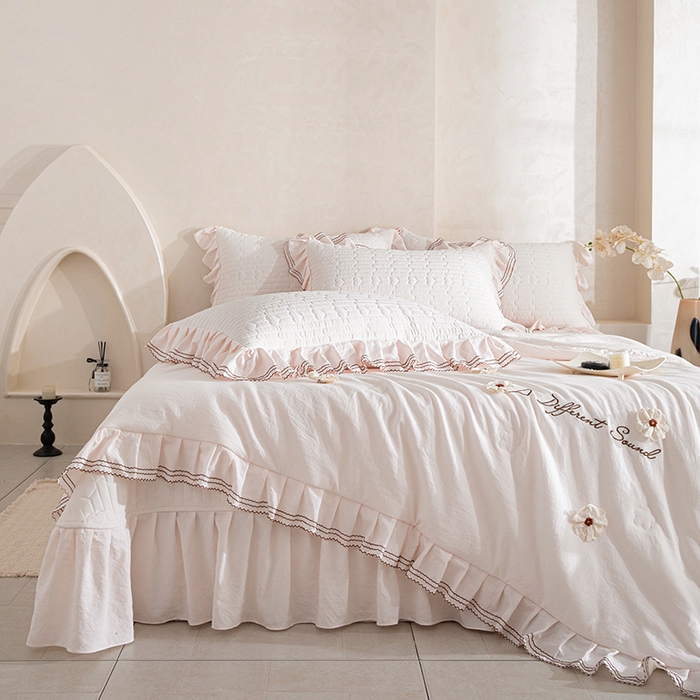 91家纺网 家纺一手货源 找家纺 金绣美居 2026春夏新款多功能夏凉被空调被夏被床盖四件套-花絮（控价不低于169元） 花絮-浅粉