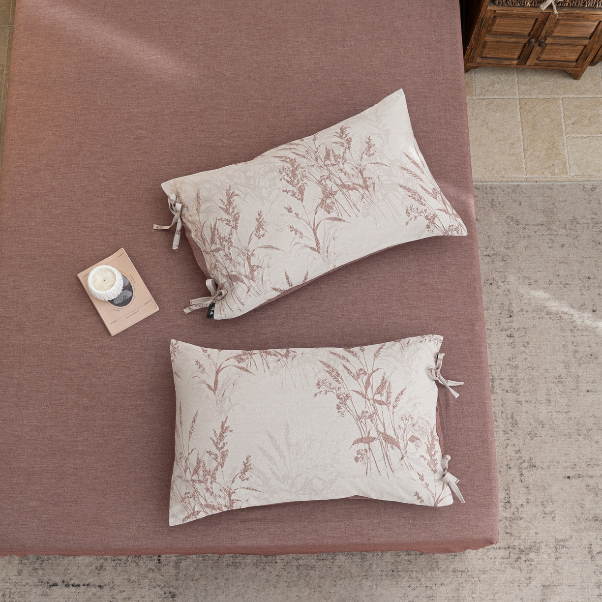 91家纺网 家纺一手货源 找家纺 凌云家纺 2026新款高端春夏提花棉麻四件套-穗穗如意系列 穗穗如意-酱红