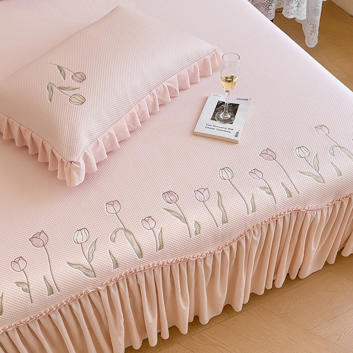 91家纺网 家纺一手货源 找家纺 （总）金绣美居 2026春夏新款中分子绣花款弯边复合凉席三件套夏凉被空调被 -洛可可