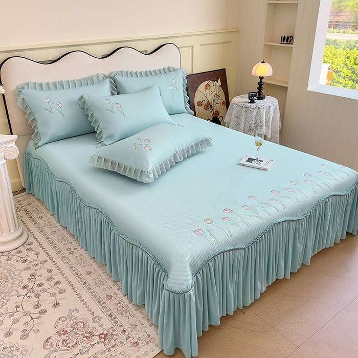 91家纺网 家纺一手货源 找家纺 金绣美居 2026春夏新款中分子绣花款弯边复合凉感席三件套夏凉被空调被 -洛可可 洛可可-蓝色