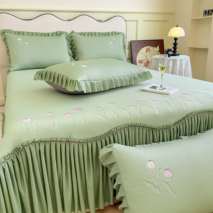 91家纺网 家纺一手货源 找家纺 金绣美居 2026春夏新款中分子绣花款弯边复合凉感席三件套夏凉被空调被 -洛可可 洛可可-绿色