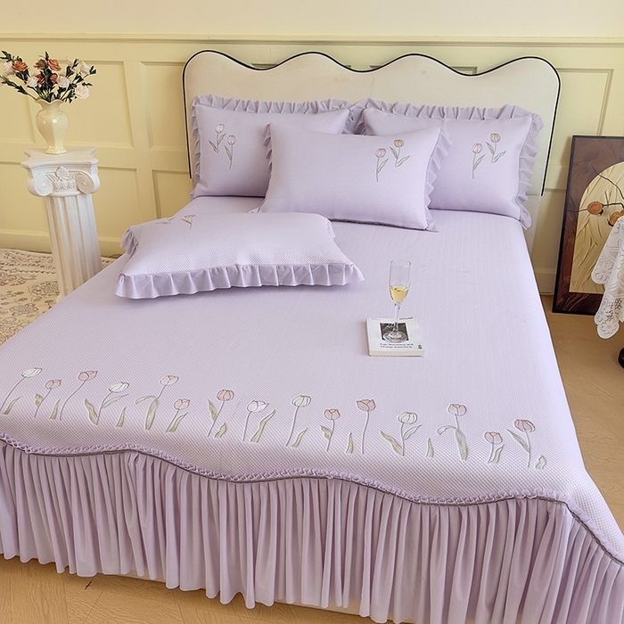 91家纺网 家纺一手货源 找家纺 金绣美居 2026春夏新款中分子绣花款弯边复合凉感席三件套夏凉被空调被 -洛可可 洛可可-紫色