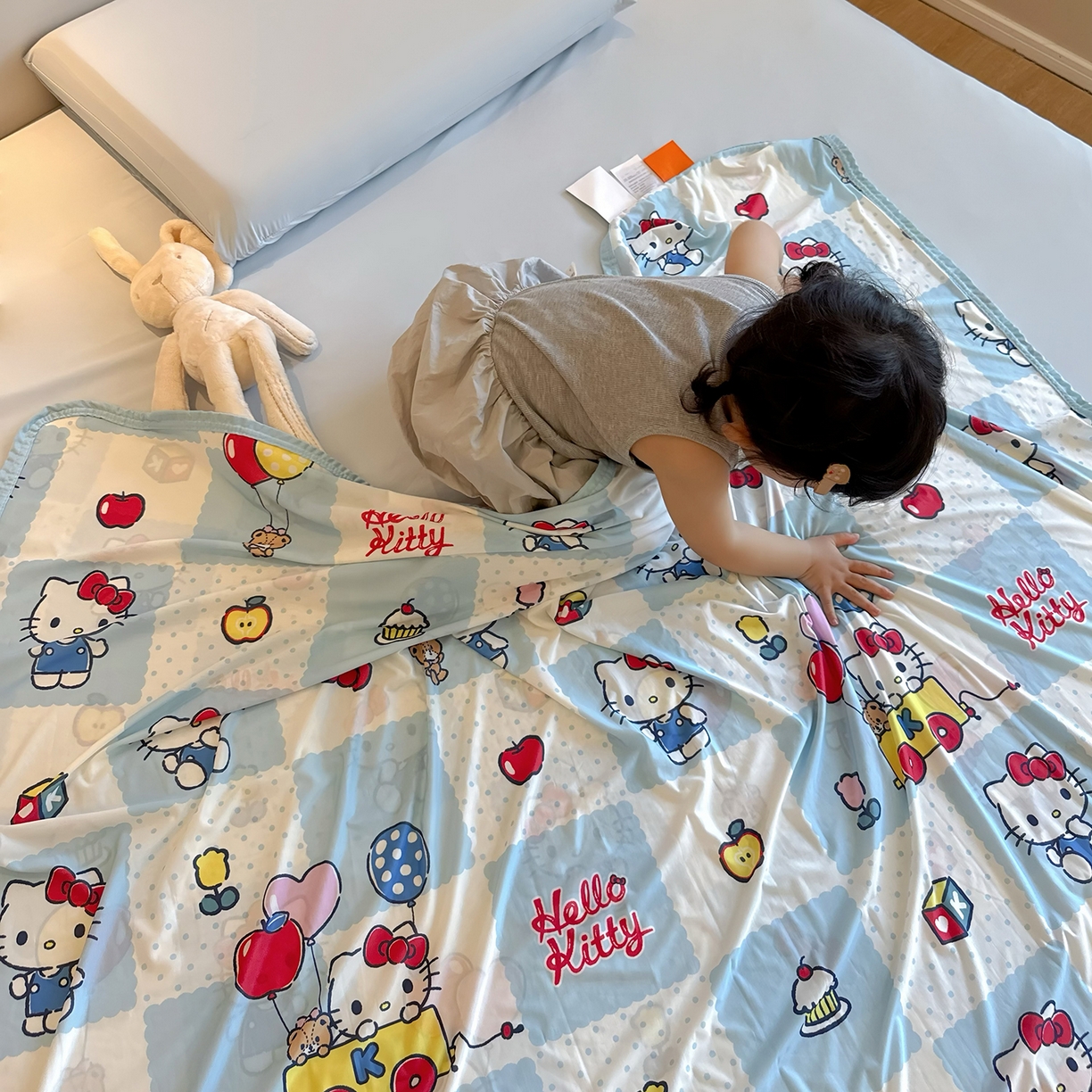 91家纺网 家纺一手货源 找家纺 兜米家居 2026新款A类母婴级三丽鸥凉感毯 KT猫