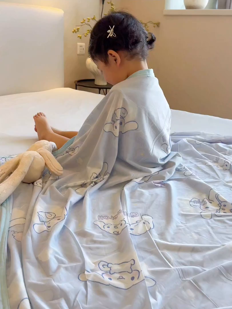 91家纺网 家纺一手货源 找家纺 兜米家居 2026新款A类母婴级三丽鸥凉感毯 玉桂狗