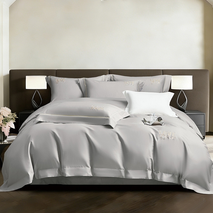 91家纺网 家纺一手货源 找家纺 诗黛尔 2026春夏新款60S长绒棉刺绣雅姿系列四件套 雅姿-银灰