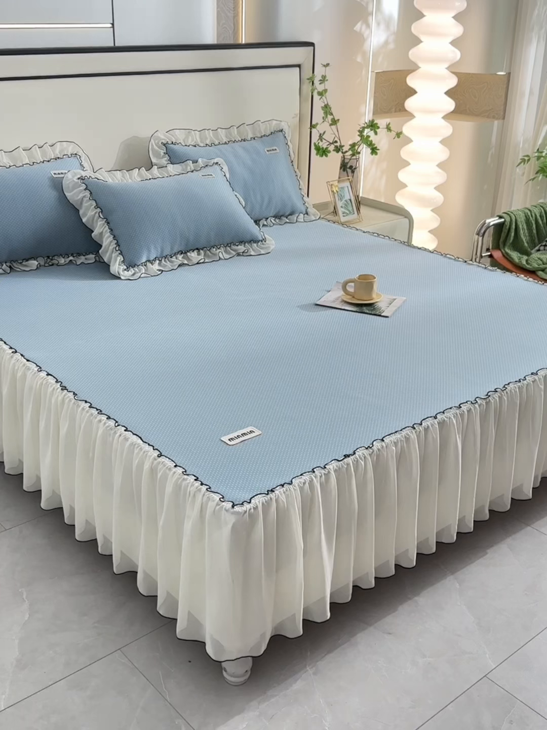 91家纺网 家纺一手货源 找家纺 小牛席业 2026新款满天星凉感冰丝席黑边床裙凉席席子系列 满天星凉感席黑边床裙款-蓝色